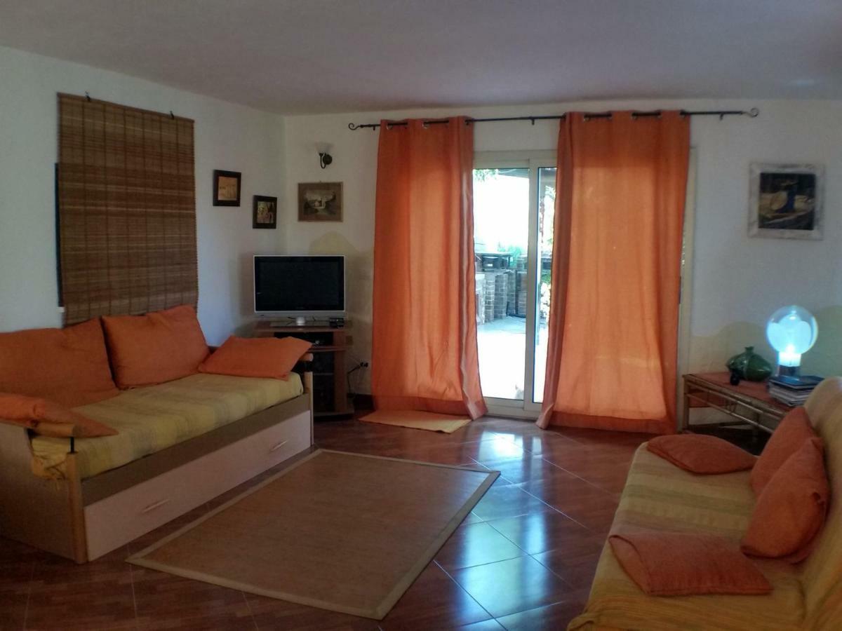 A Due Passi Dal Mare Con Piscina Fontane Bianche Exterior foto