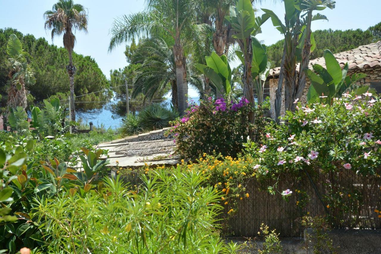 A Due Passi Dal Mare Con Piscina Fontane Bianche Exterior foto